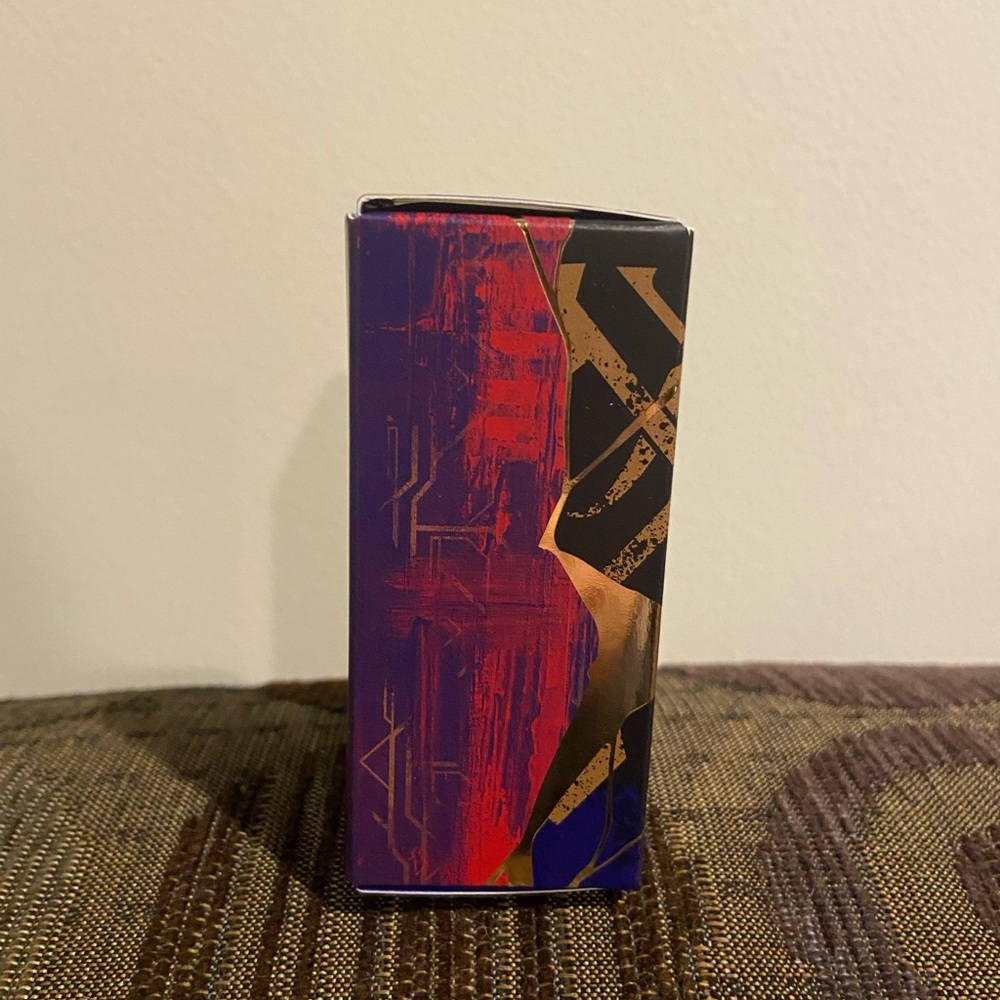 Fenty Beauty x Arcane Gloss Bomb with Caitlyn - Picture 4 of 5